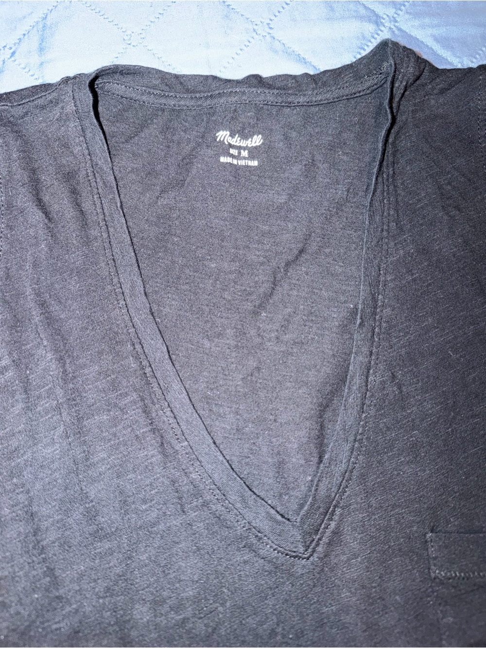 Whisper Cotton V-Neck Pocket Tank-True Black Size-M - Picture 2 of 4
